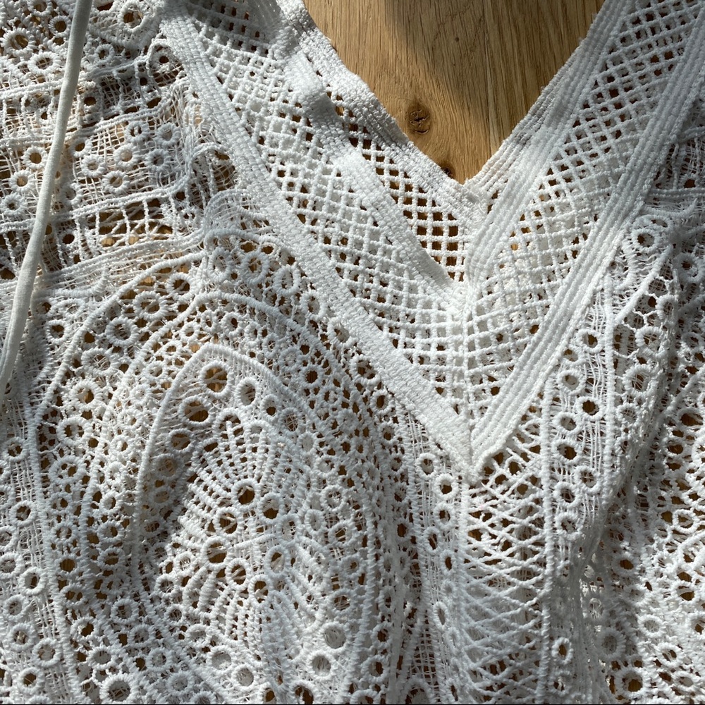 Jasmine Long Sleeve Bodysuit white pattern - Picture 11 of 16